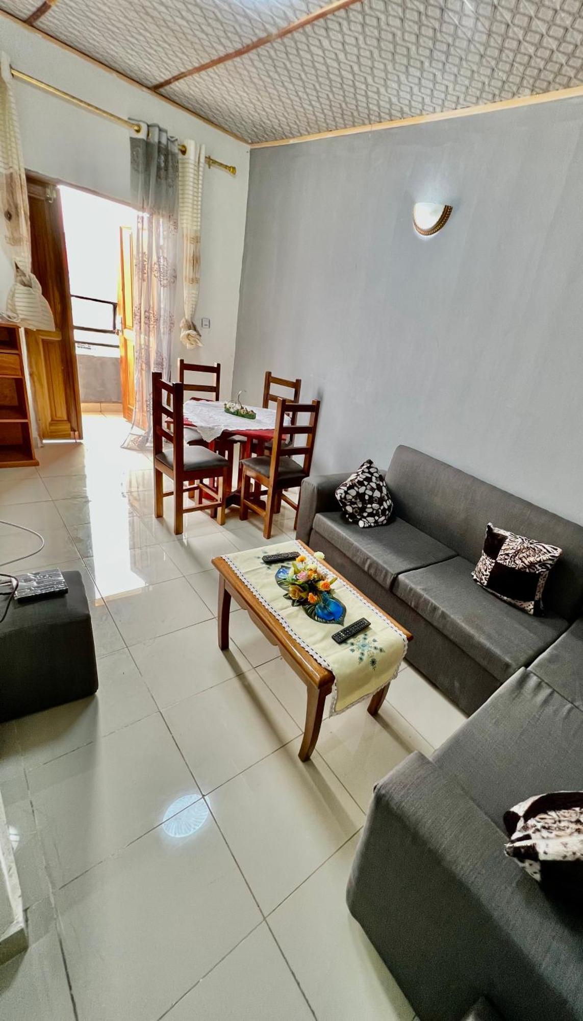 Les Logis De Nouvelle Route Bastos Lejlighed Yaoundé Eksteriør billede