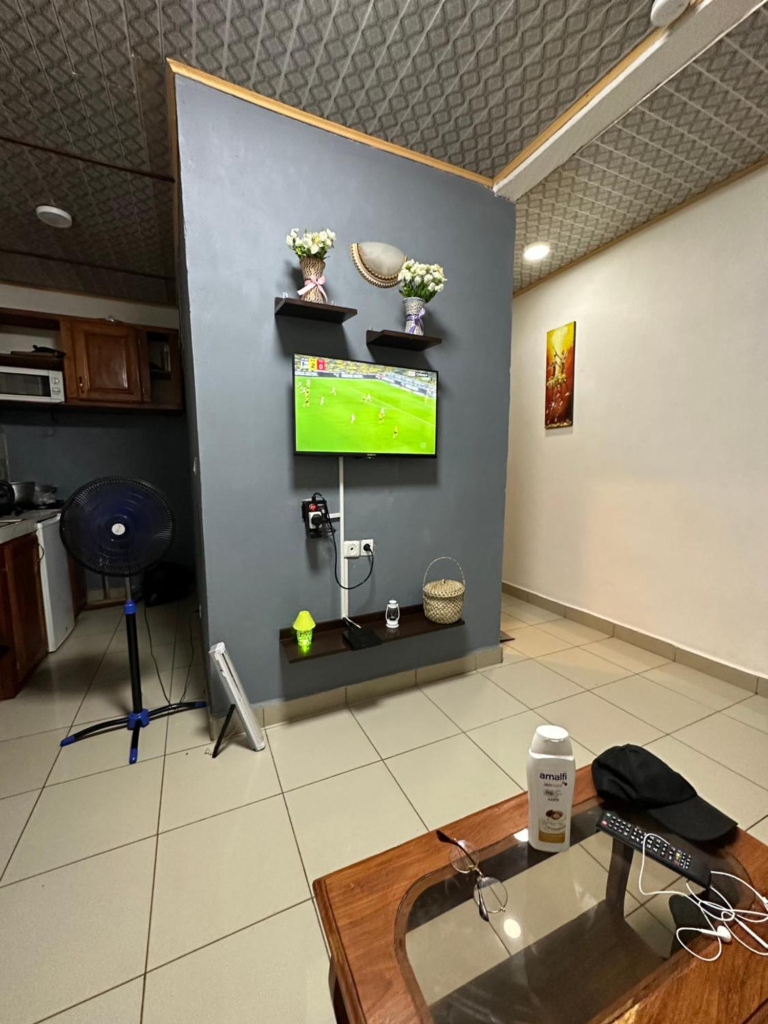 Les Logis De Nouvelle Route Bastos Lejlighed Yaoundé Eksteriør billede