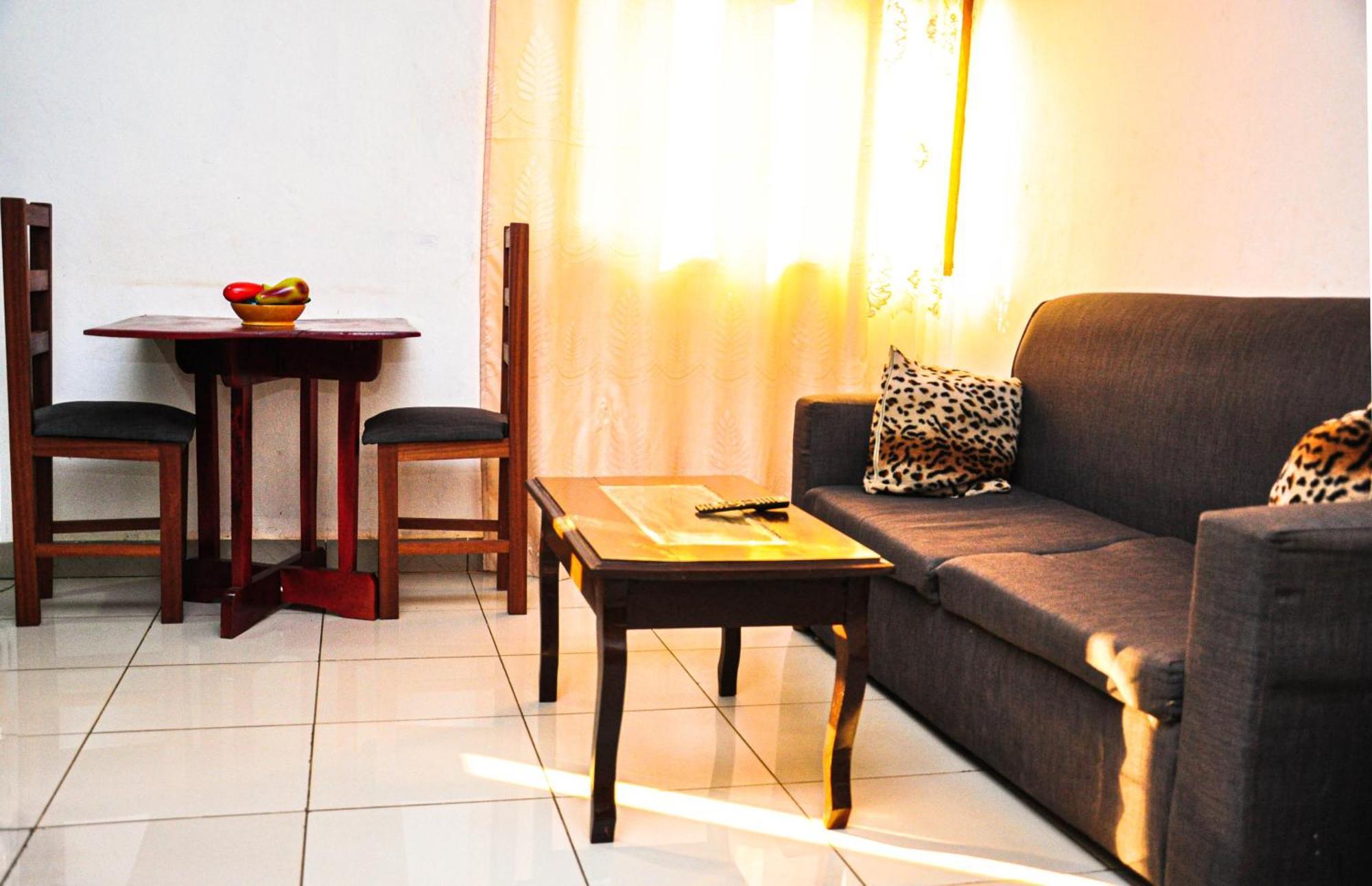 Les Logis De Nouvelle Route Bastos Lejlighed Yaoundé Eksteriør billede