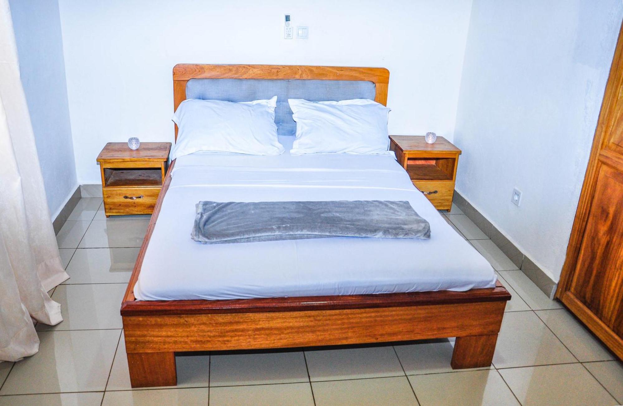 Les Logis De Nouvelle Route Bastos Lejlighed Yaoundé Eksteriør billede